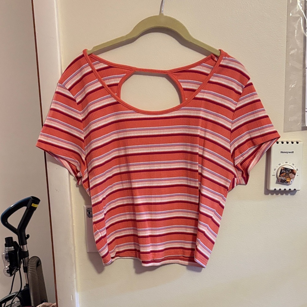 SO Red and White Striped Short Sleeve Top